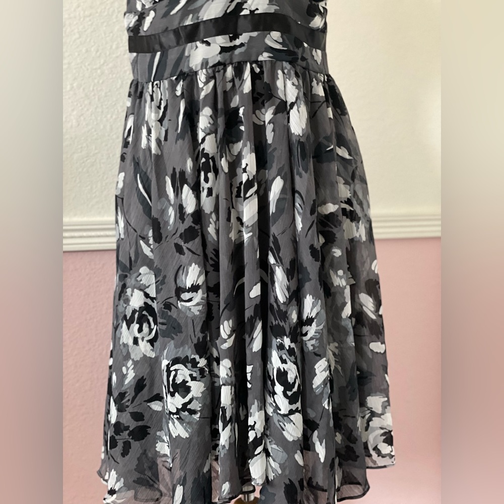 Studio I Petite dress size 12P - Picture 4 of 10